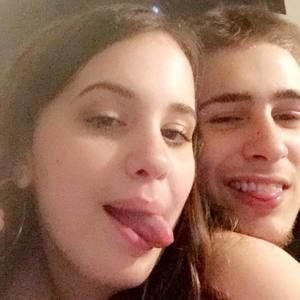 Meet your Posher, Hillary